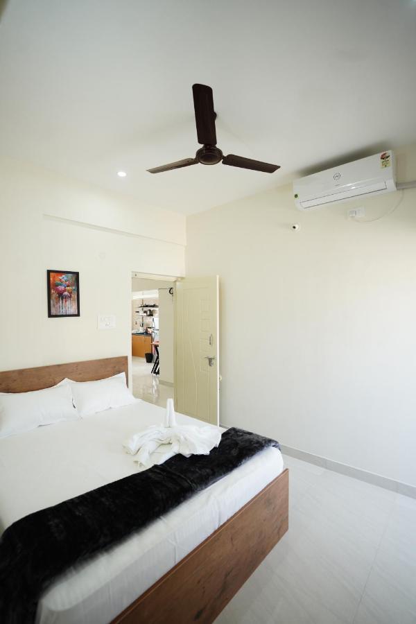 Castle Suites By Haven Homes, Kempegowda International Airport Road Bangalore Exterior photo